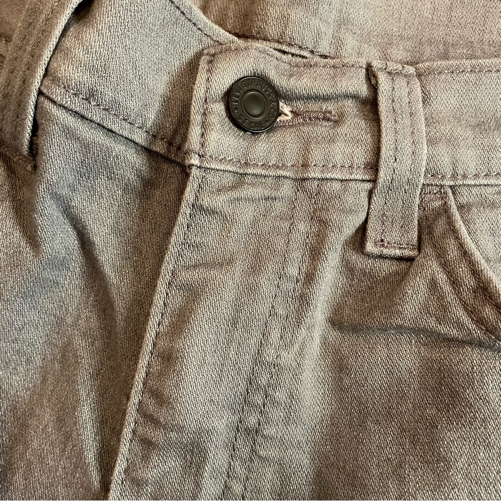 Levi’s 511 - Picture 2 of 3